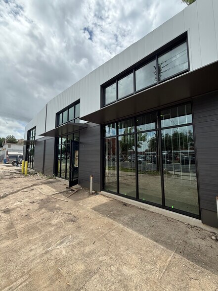 2811 E 5th St, Austin, TX à louer - Photo de l’immeuble – Image 1 sur 9