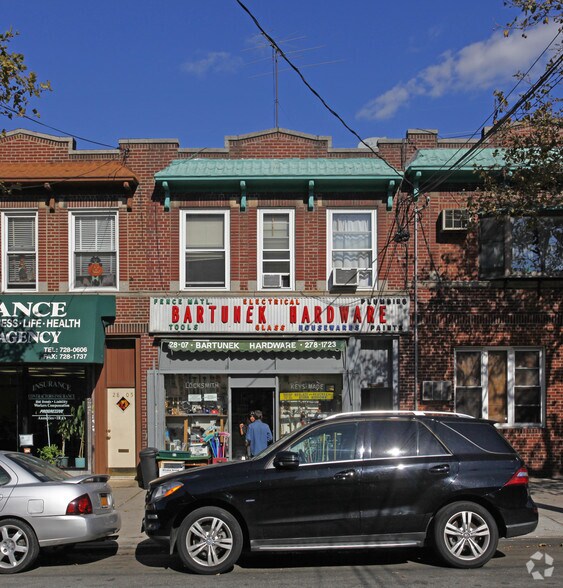 28-07 23rd Ave, Astoria, NY à vendre - Photo de l’immeuble – Image 2 sur 2