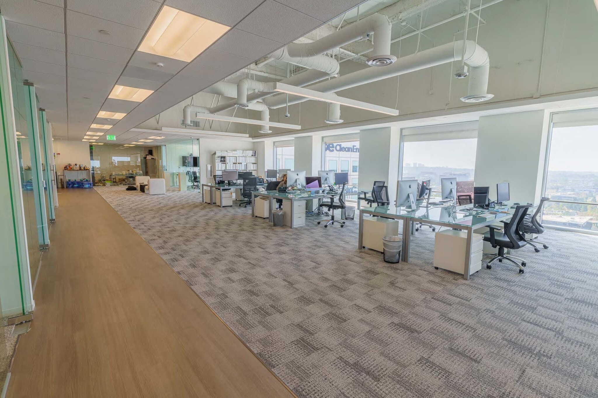 4695 MacArthur Ct, Newport Beach, CA à louer Photo intérieure– Image 1 sur 5