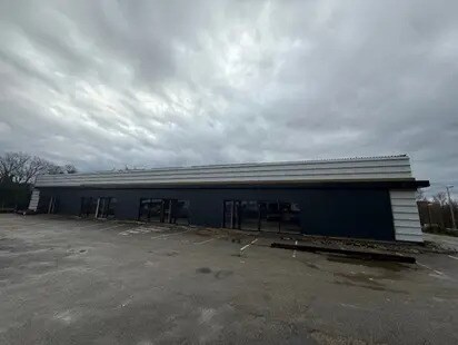 Local commercial dans Apt à louer Photo de l’immeuble– Image 1 sur 11