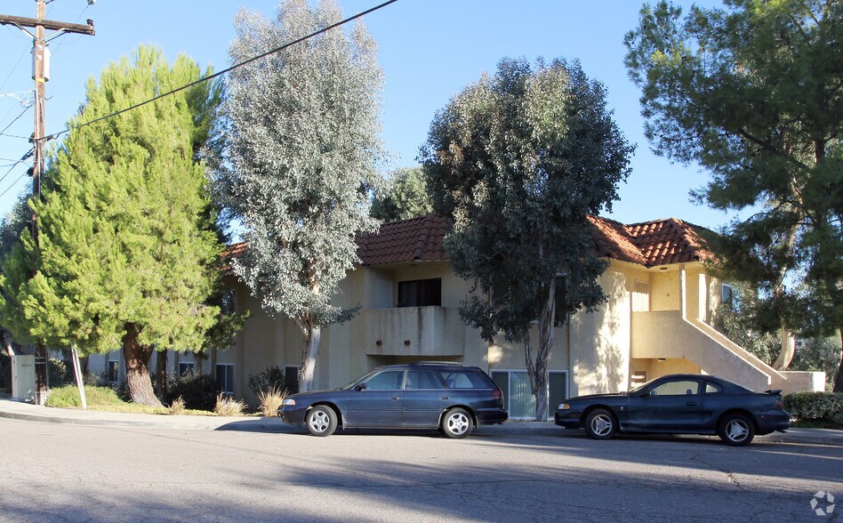 8546 Graham Ter, Santee, CA à vendre - Photo principale – Image 1 sur 11