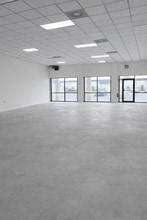 6160-6170 Ulmerton Rd, Clearwater, FL à louer Photo intérieure– Image 2 sur 5