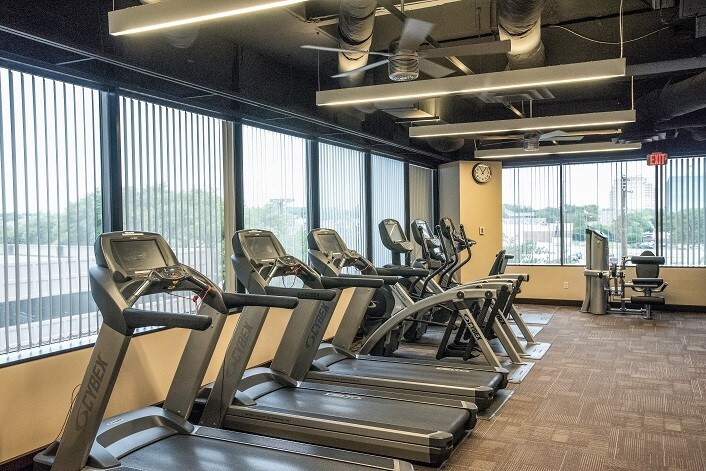 7550 W Interstate 10, San Antonio, TX à louer - Photo intérieure – Image 3 sur 90