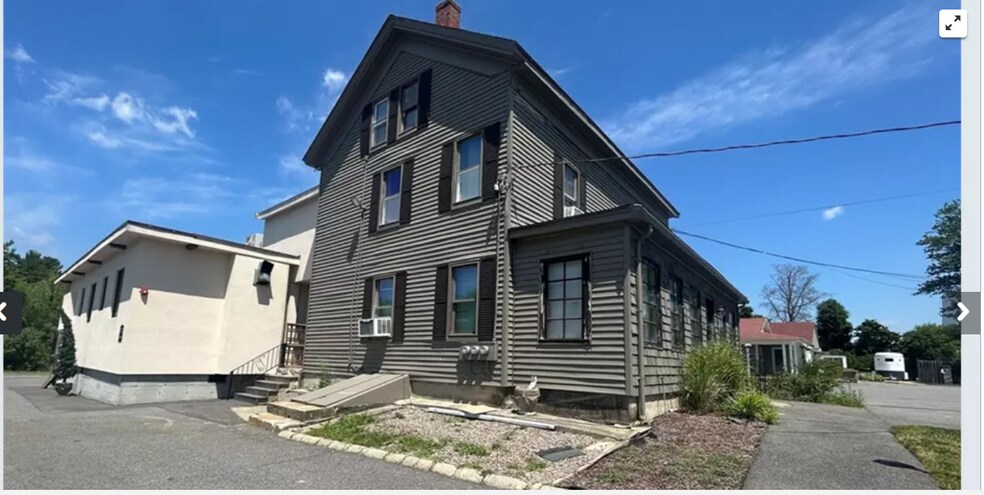 826 Broadway, Raynham, MA à vendre - Photo de l’immeuble – Image 1 sur 5