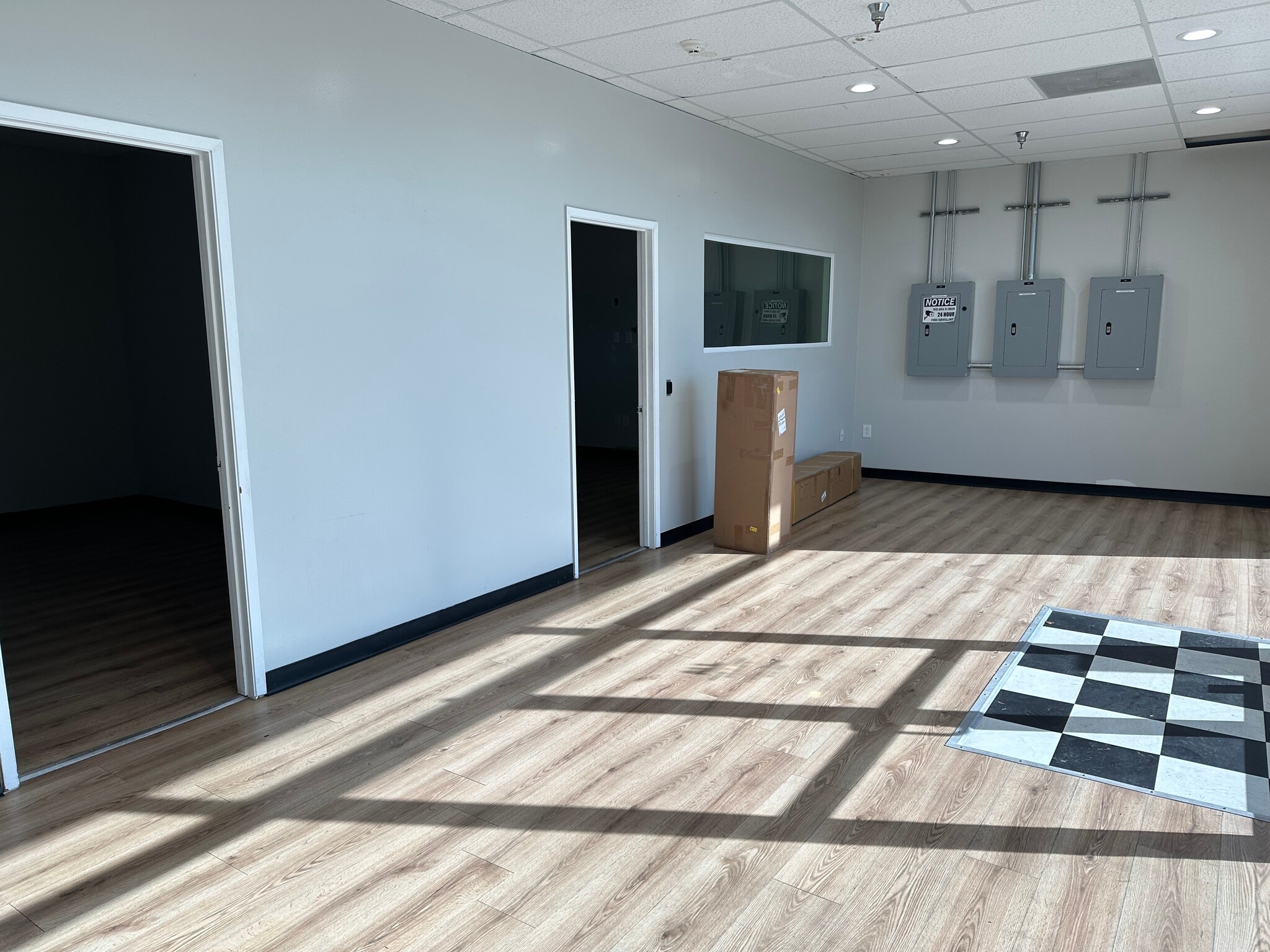 509-523 E Rosecrans Ave, Compton, CA à louer Photo intérieure– Image 1 sur 7