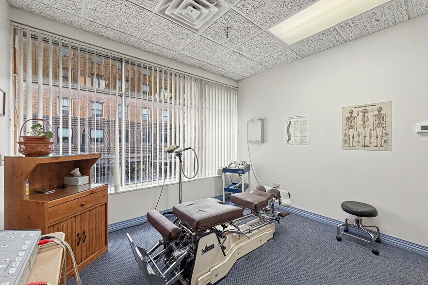 300 Walnut St, Des Moines, IA à vendre - Photo de l’immeuble – Image 2 sur 12