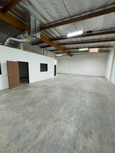 7306 Coldwater Canyon Ave, North Hollywood, CA à louer Photo intérieure– Image 1 sur 4