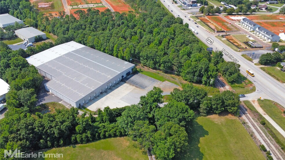 712 N Main St, Mauldin, SC à vendre - Photo de l’immeuble – Image 1 sur 8