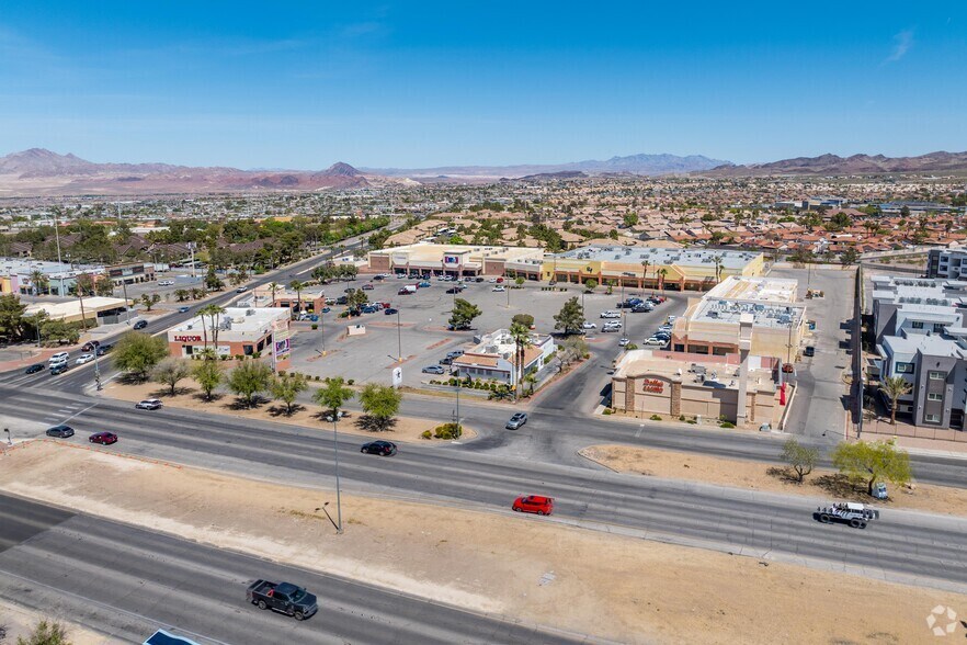 716 S Boulder Hwy, Henderson, NV à louer - Aérien – Image 2 sur 4