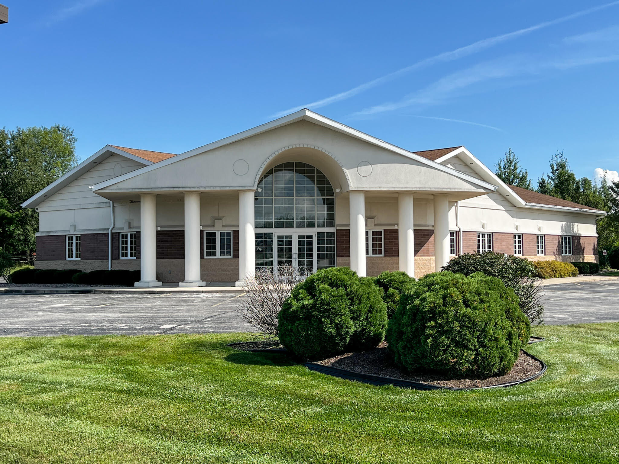 1288 E Frontage Dr, Little Suamico, WI à vendre Photo principale– Image 1 sur 17