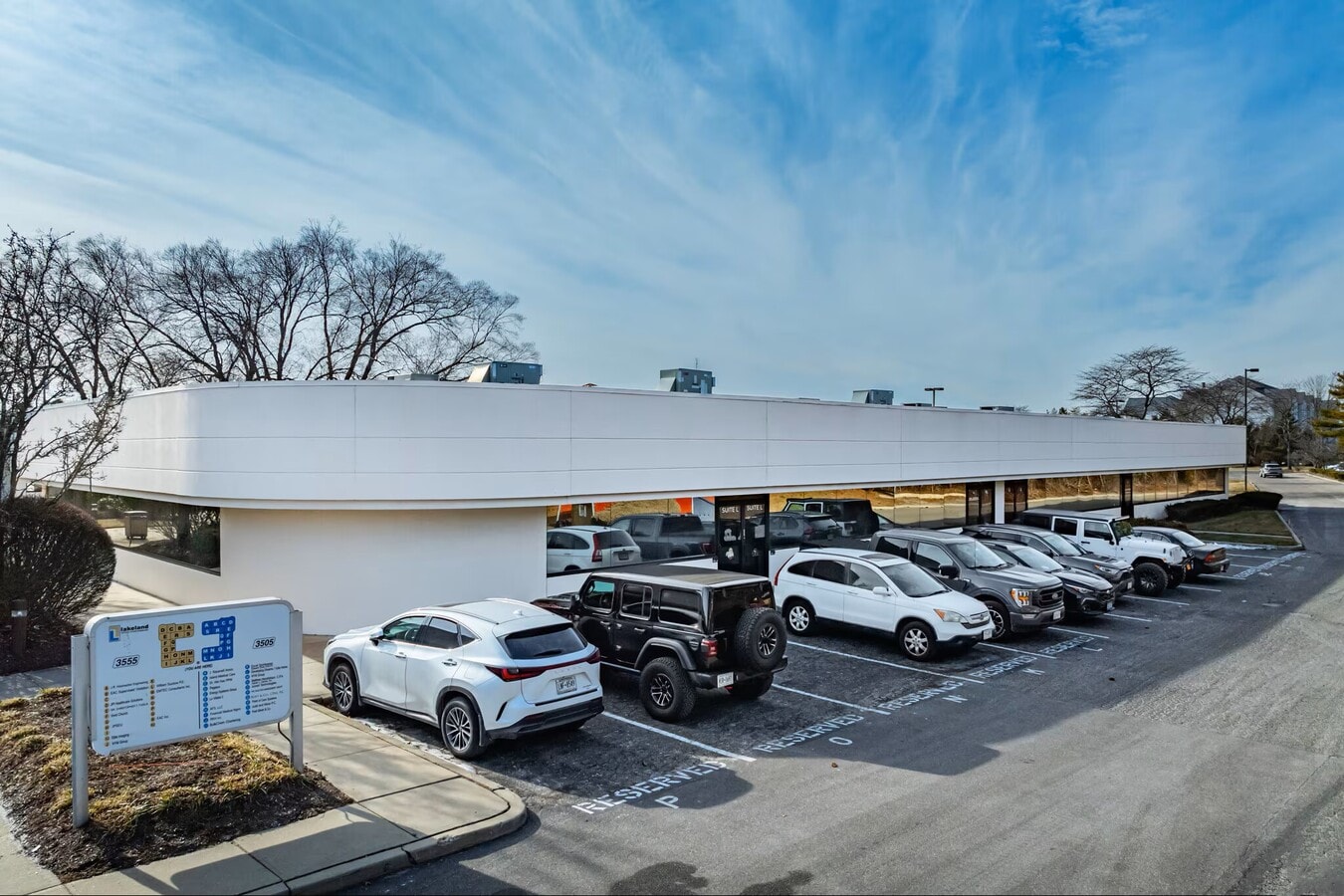 3505 Veterans Memorial Hwy, Ronkonkoma, NY 11779 - Lot Suite O - - Photo intérieure - Image 2 of 8