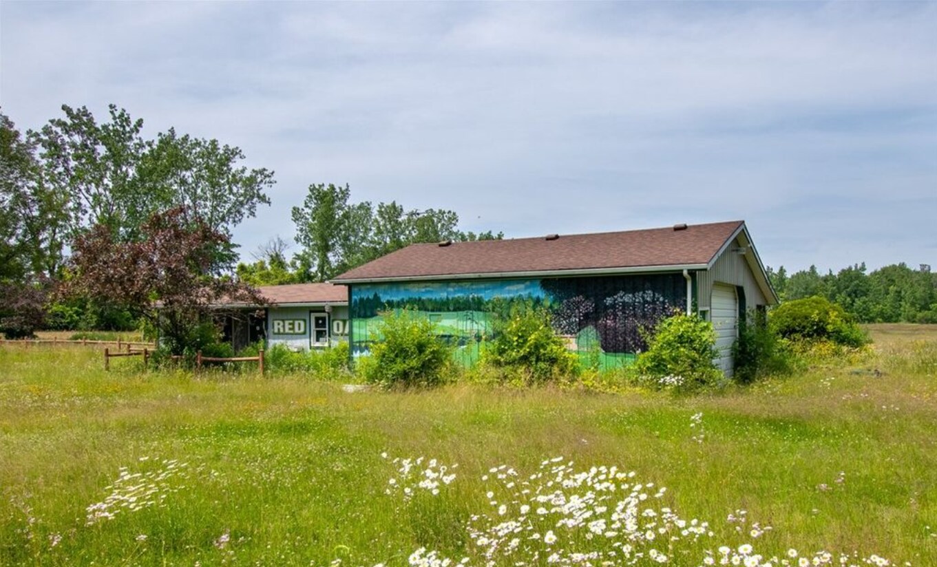 17071 Ridge Rd, Holley, NY à vendre Photo principale– Image 1 sur 8