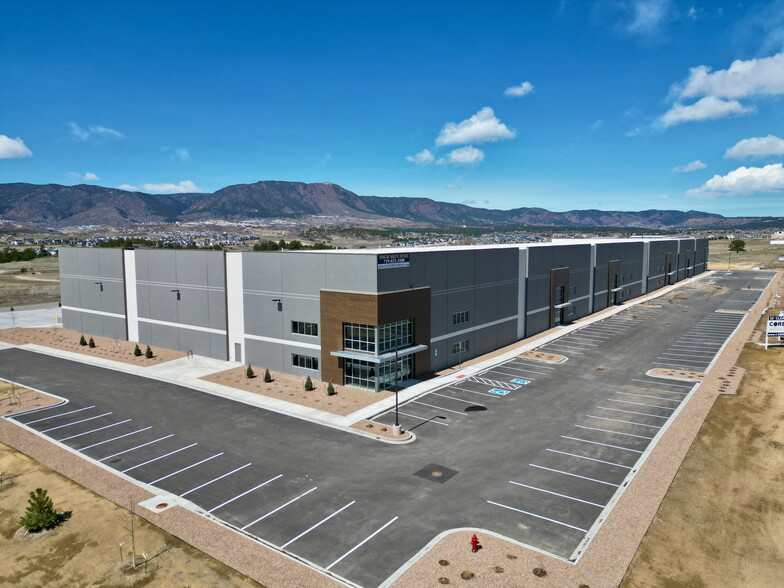15707 Terrazzo dr, Colorado Springs, CO à louer - Photo de l’immeuble – Image 3 sur 23