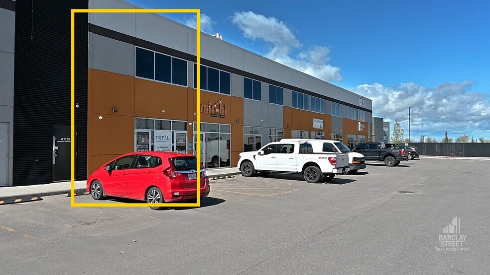 76 Westwinds Cres NE, Calgary, AB à vendre - Vidéo sur l’annonce professionnelle – Image 2 sur 4