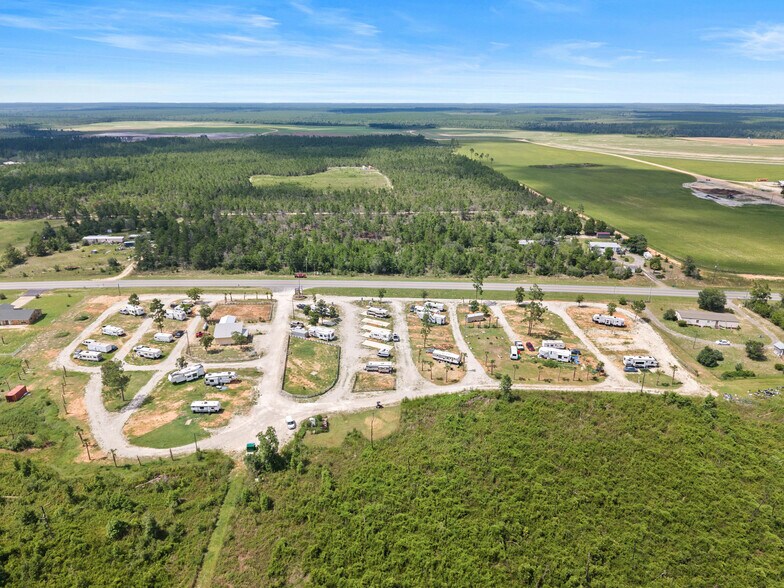2827 Florida Highway 20, Youngstown, FL à vendre - Photo principale – Image 1 sur 8