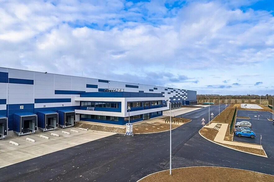 Industriel/Logistique dans Troyes à louer - Photo de l’immeuble – Image 1 sur 16