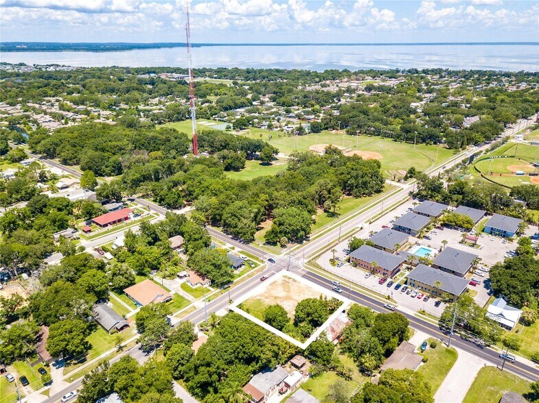 244 W Story Rd, Winter Garden, FL à vendre - Photo principale – Image 1 sur 13