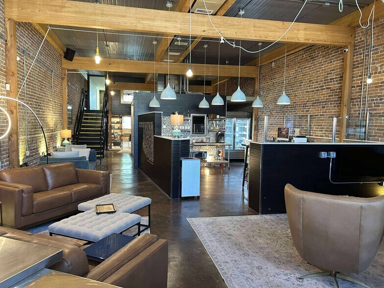 108 Dewey Ave, Poteau, OK à vendre - Photo de l’immeuble – Image 3 sur 32