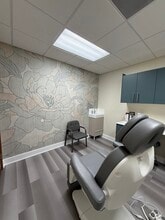 1911 Harrison St, Hollywood, FL à louer Photo intérieure– Image 2 sur 7