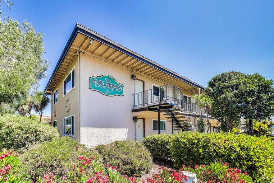 2504 Denning Ct, Hayward, CA à vendre - Photo de l’immeuble – Image 2 sur 6