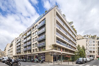 Plus de détails pour 76 Rue De Longchamp, Paris - Local commercial à louer
