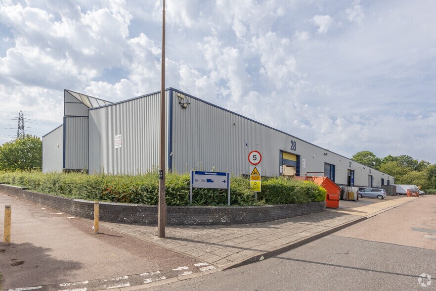 Stacey Bushes, Milton Keynes à louer - Photo principale – Image 2 sur 3