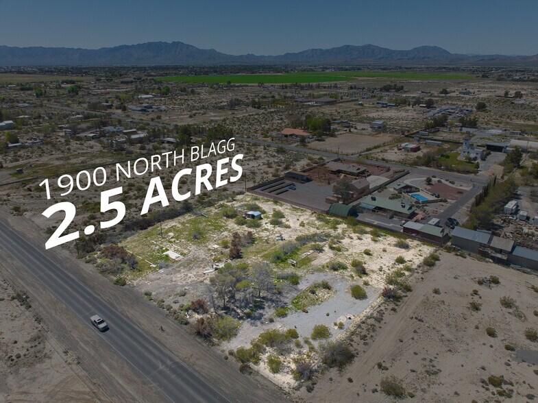 1900 Blagg Rd, Pahrump, NV à vendre - Aérien – Image 1 sur 12
