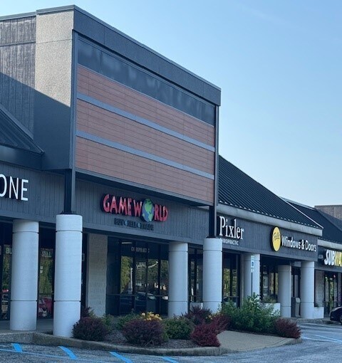 877-923 S College Mall Rd, Bloomington, IN à louer Photo de l’immeuble– Image 1 sur 13