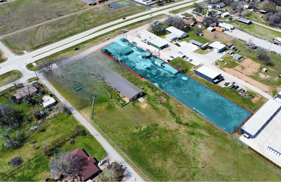 185 Center Point Rd, Weatherford, TX à vendre - Photo de l’immeuble – Image 2 sur 5
