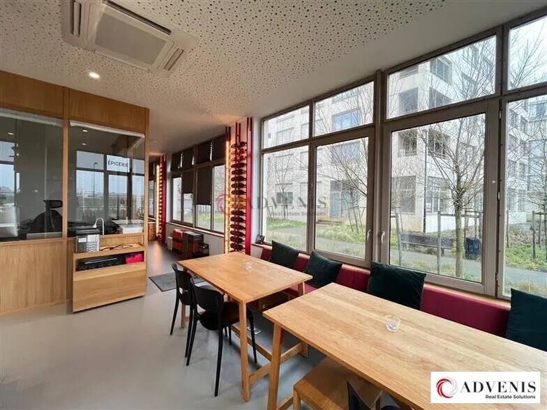 Bureau dans Bordeaux à vendre - Photo de l’immeuble – Image 1 sur 8