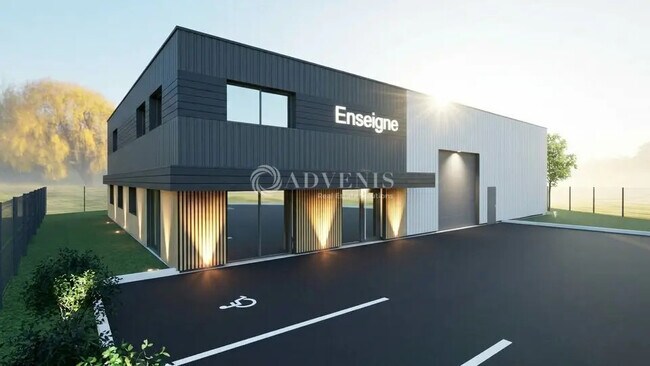 Plus de détails pour Local d’activités à vendre