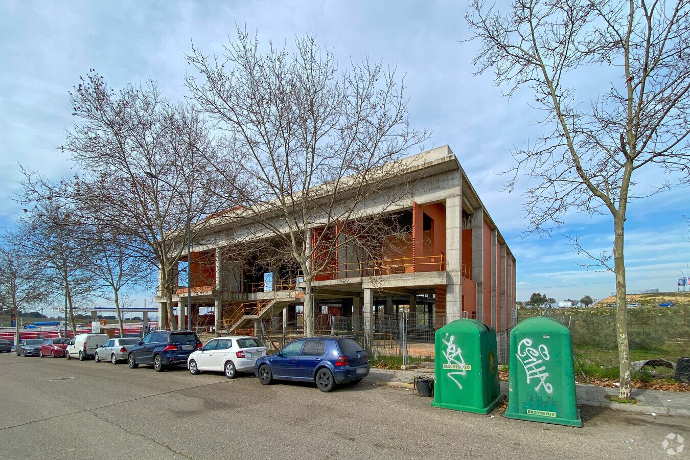 View Photo