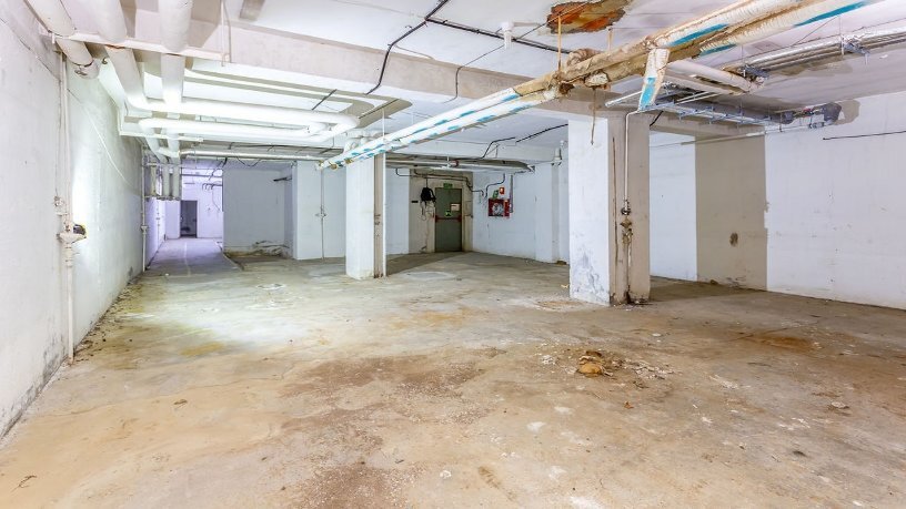 Madrid, MAD 28015 - Lot Pta. 148 - - Photo intérieure - Image 1 of 26