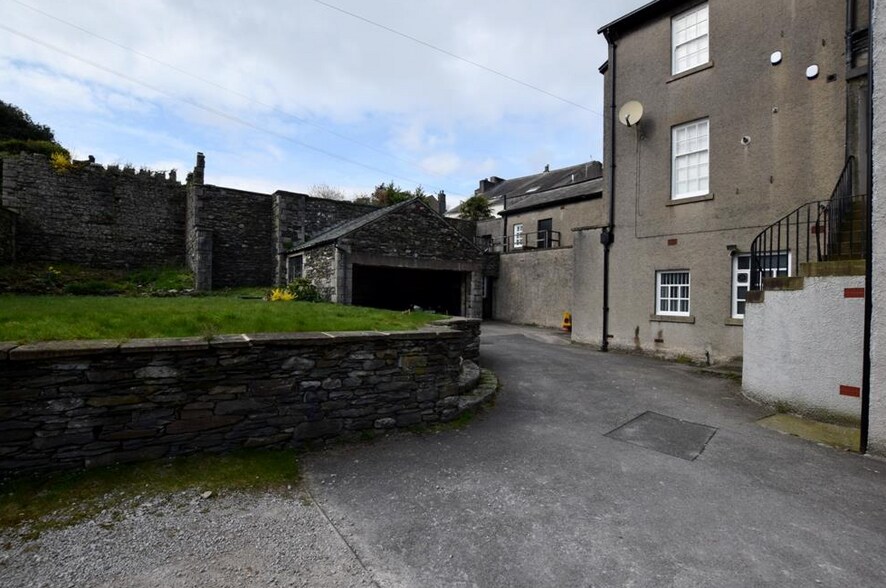 2 Queen St, Ulverston à louer - Photo de l’immeuble – Image 3 sur 3