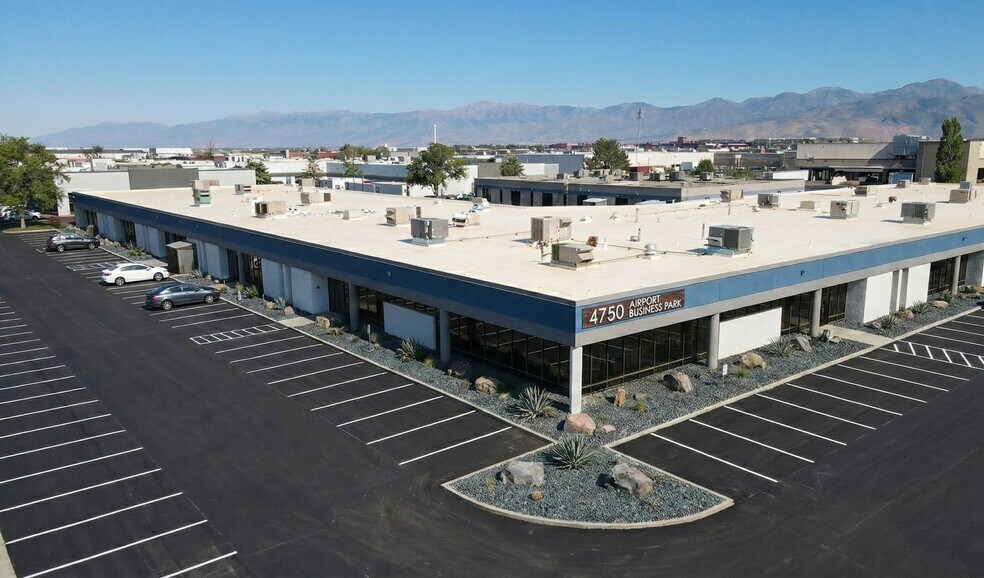 4750 Wiley Post Way, Salt Lake City, UT à louer - Photo de l’immeuble – Image 2 sur 4