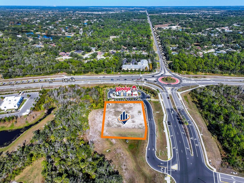 1924 White Eagle Blvd, Bradenton, FL à vendre - Photo principale – Image 1 sur 6