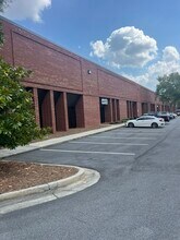 675 Progress Center Ave, Lawrenceville, GA à louer Photo intérieure– Image 1 sur 11