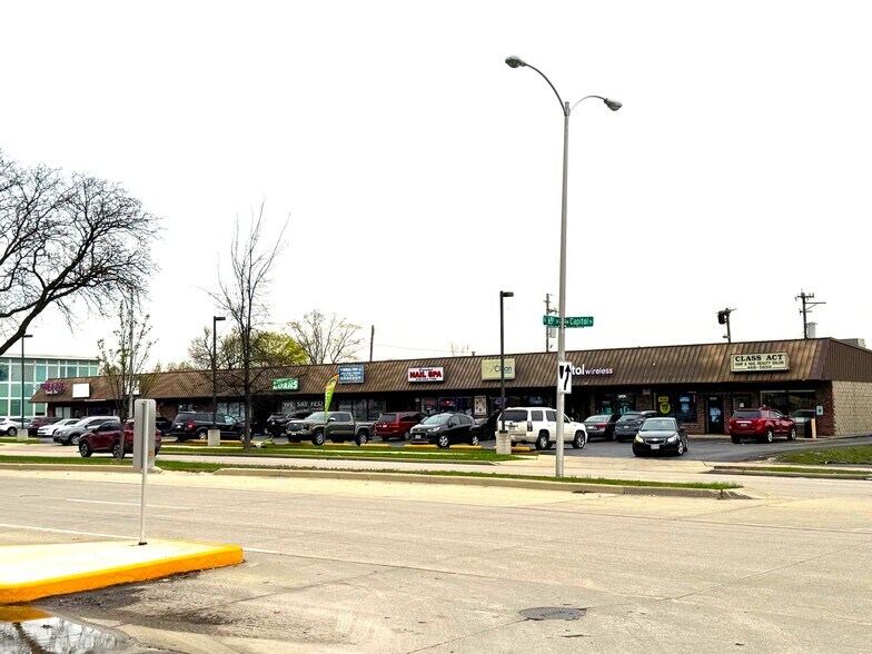 6500-6524 W Capitol Dr, Milwaukee, WI à vendre - Photo de l’immeuble – Image 3 sur 8