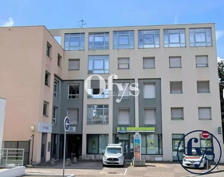 Bureau dans Meyzieu à vendre - Photo de l’immeuble – Image 1 sur 5