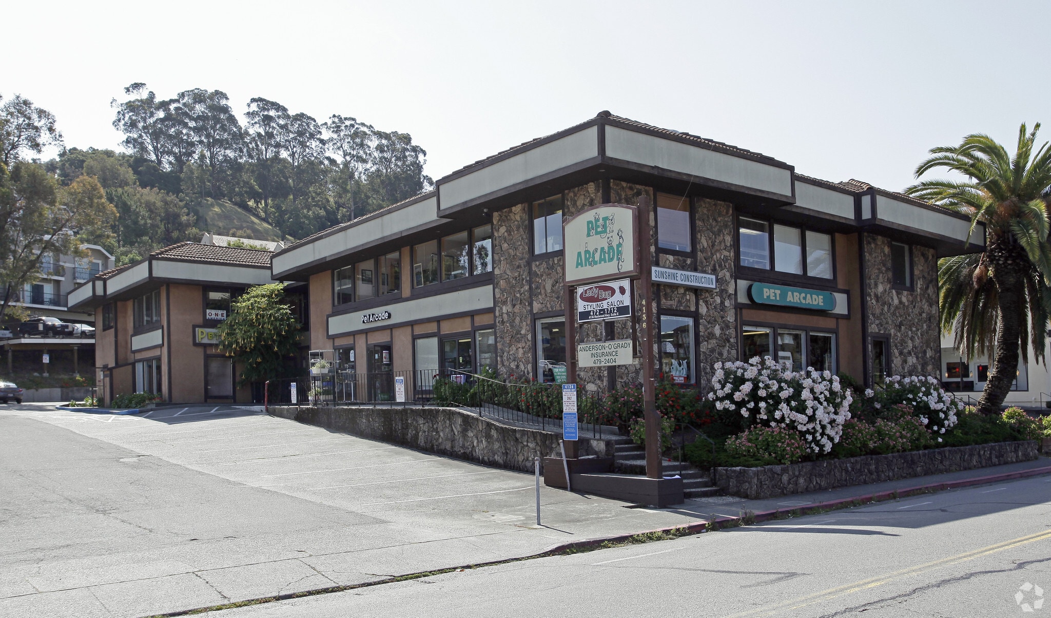 4136 Redwood Hwy, San Rafael, CA à vendre Photo principale– Image 1 sur 11