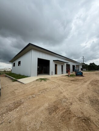 Plus de détails pour 603 Martin Luther King Junior Dr, Temple, TX - Industriel/Logistique à louer