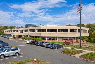 Plus de détails pour 3 Farm Glen Blvd, Farmington, CT - Bureau à louer