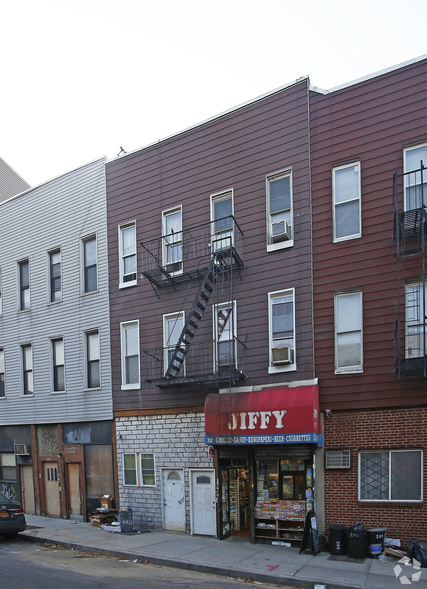 202 Nassau Ave, Brooklyn, NY à vendre Photo principale– Image 1 sur 8