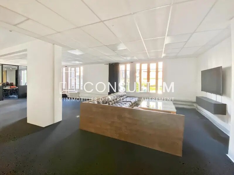 Bureau dans Asnières-sur-Seine à louer Photo intérieure– Image 1 sur 9