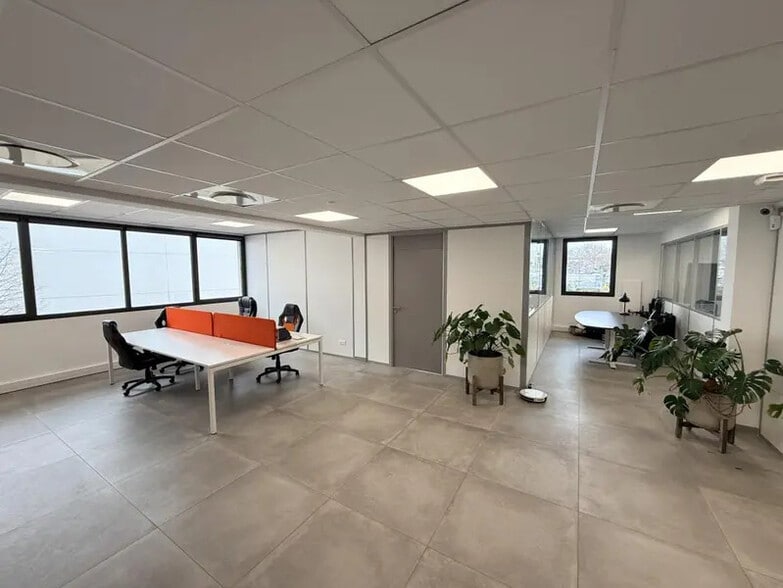 Bureau dans Fréjus à vendre - Photo intérieure – Image 1 sur 9