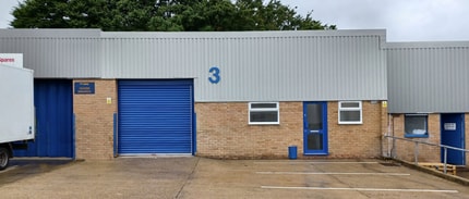 11-17 Horatius Way, Croydon à louer Photo de l’immeuble– Image 1 sur 3