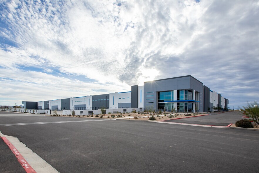 NEC Sossaman Rd & Pecos Rd, Mesa, AZ à louer - Photo principale – Image 1 sur 23