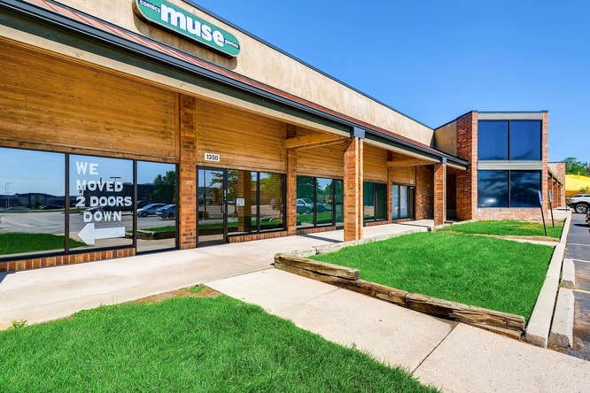 1330-1360 N Academy Blvd, Colorado Springs, CO à louer - Photo de l’immeuble – Image 3 sur 12
