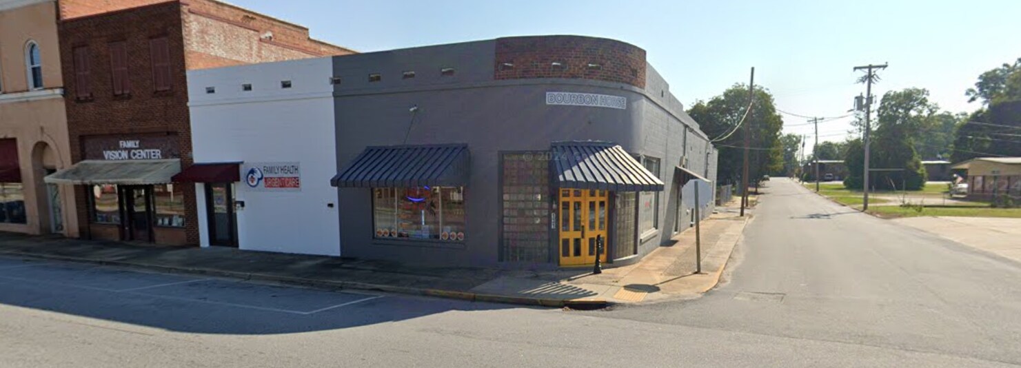 129-131 S Broad St, Clinton, SC à vendre Photo principale– Image 1 sur 10