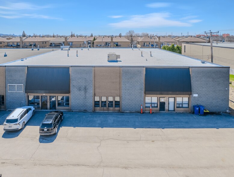 4701-4755 Boul Couture, Montréal, QC à louer - Photo de l’immeuble – Image 1 sur 10